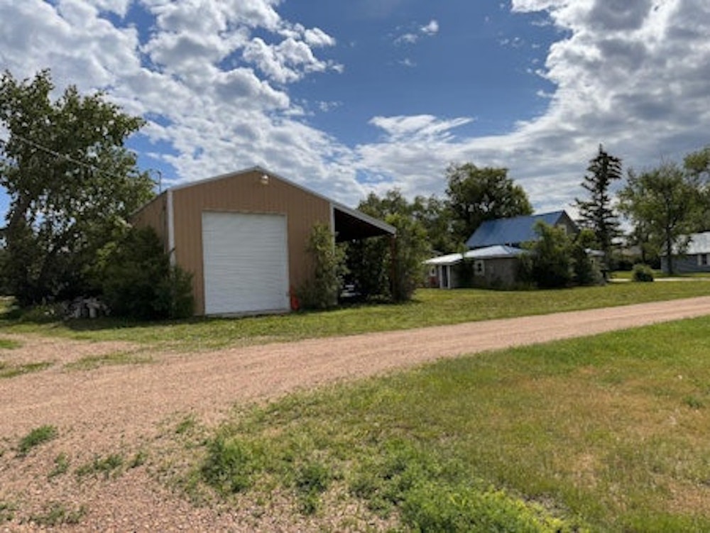 3 BR & Shop